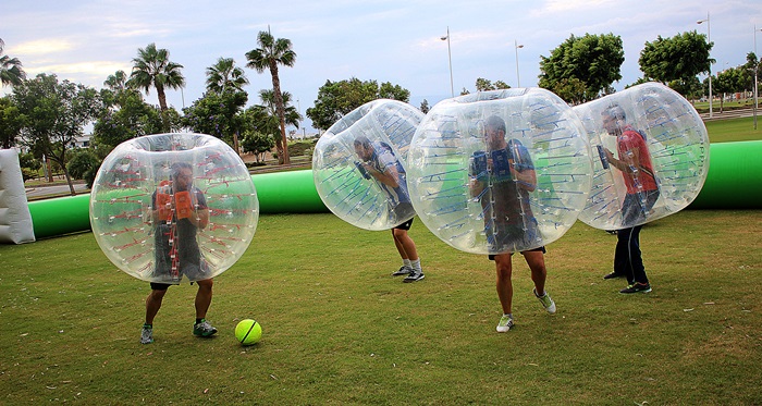 FÚTBOL BURBUJA PARA DESPEDIDAS Incluye: